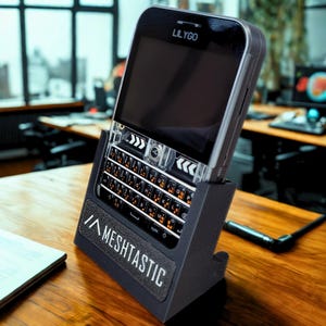 Lilygo T-Deck Plus Tischständer | Abgewinkeltes Display, USB-C Adapter