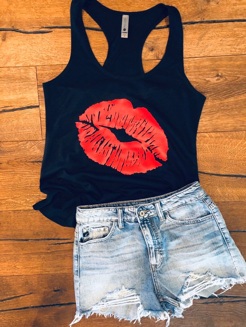 Kiss Lips tank