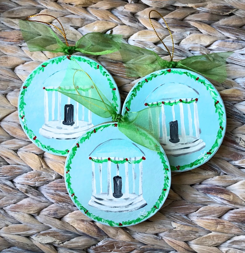UNC Old Well Christmas Ornament - Thumbnail 2