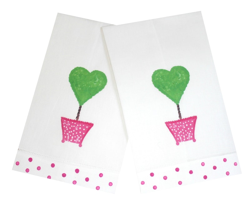 Pink Heart Topiary Linen Guest Towel - Thumbnail 3