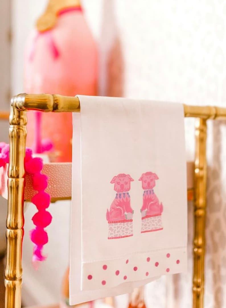 Chinoiserie Foo Dogs Linen Guest Towels - Thumbnail 5