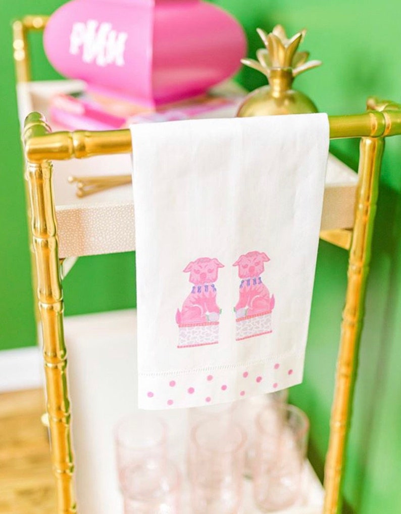 Chinoiserie Foo Dogs Linen Guest Towels - Thumbnail 3