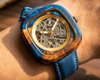 Reloj mecánico de madera hecho a mano – Reloj esqueleto de resina azul para hombre, regalo personalizado para él, regalo de aniversario grabado