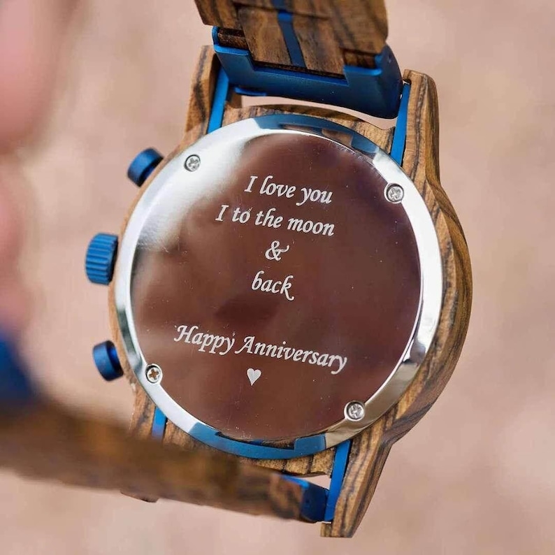 Engraved wooden watch back case personalization example message
Personalized gift for dad wooden watch engraving back view