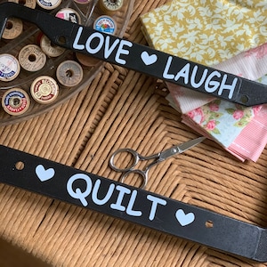 license plate frame for quilters-quilters gift-love laugh quilt- i love to quilt-frame for car-sewing gift