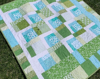 green and turquoise, toddler quilt, baby quilt, patchwork, cotton quilt, lap quilt