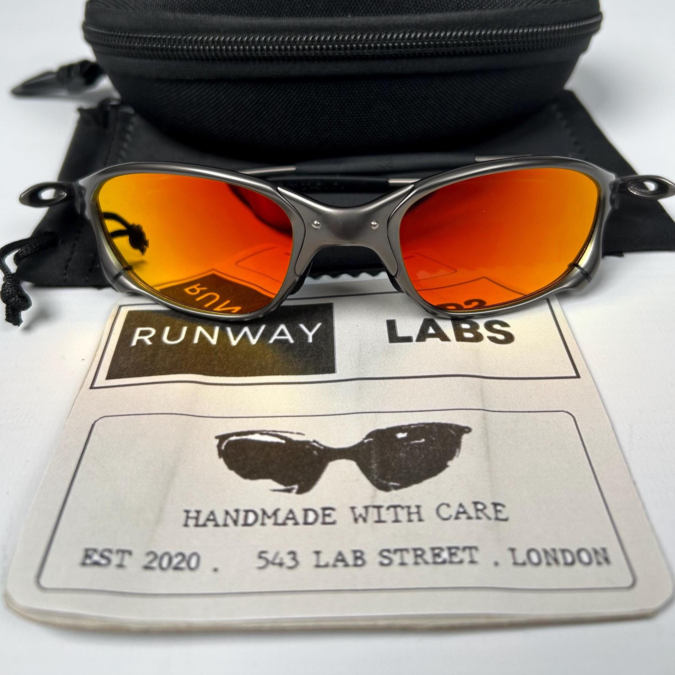 Vintage oakley sunglasses - Etsy 日本