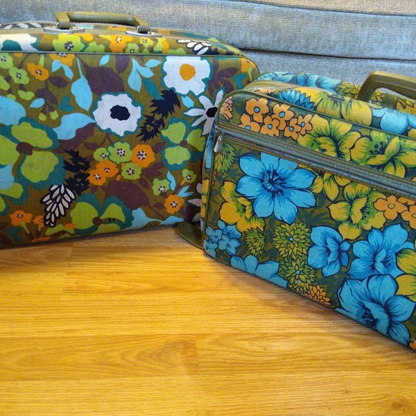 Vintage 1960's Bantam Luggage Mod Floral Print Greens Blues  Yellows Made in Japan Groovy Flower Power!