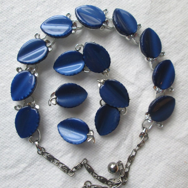 Vintage Lisner Midnight Blue Necklace with Day and Night Earrings Set Thermoset Lucite