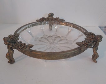 Lovely Hollywood Regency Ormolu and Glass Jewelry Dish with Angels Gilt Vanity Dresser Piece Perhaps Matson