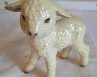 Geobel Porcelain Lamb Figurine 32010 3" tall Easter or Nativity