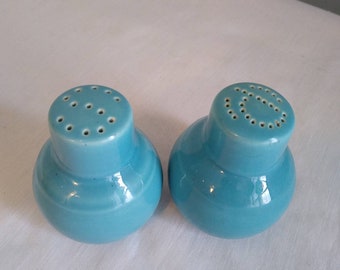 Vintage Vernon Kilns Blue Salt and Pepper Shakers Retro Kitchen Decor Decorator Mid Century Blue Kitchen