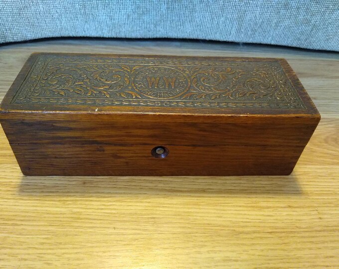 Antique Wheeler and Wilson Sewing Box Sewing Accessories 1900's Wooden