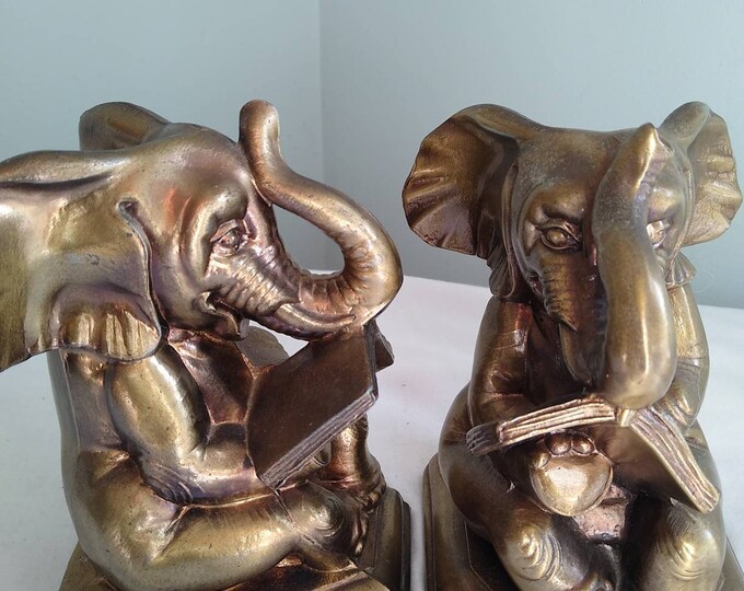 Vintage Elephant Bookends Brass Color Elephant Reading Book Bookends 6