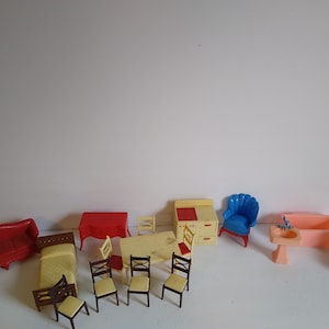 Lot Vintage Renwal Dollhouse Furniture Chairs Living Room Kitchen Bathroom Etc 1950s Mid Century MCM image 1