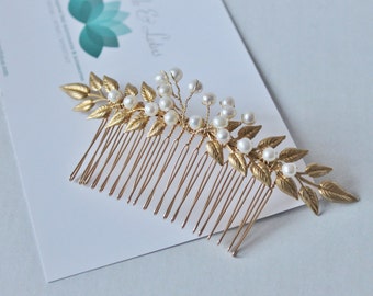 Bohemian Freshwater Pearl & Gold Tone Brass leaf  branch hair comb