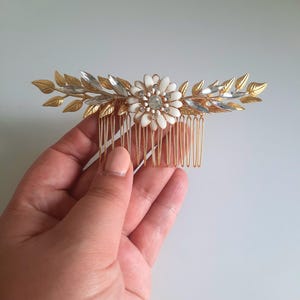 Crystal & Gold Tone Brass Flower and leaf hair comb, headpiece