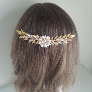 Crystal & Gold Tone Brass Flower and leaf hair comb, headpiece