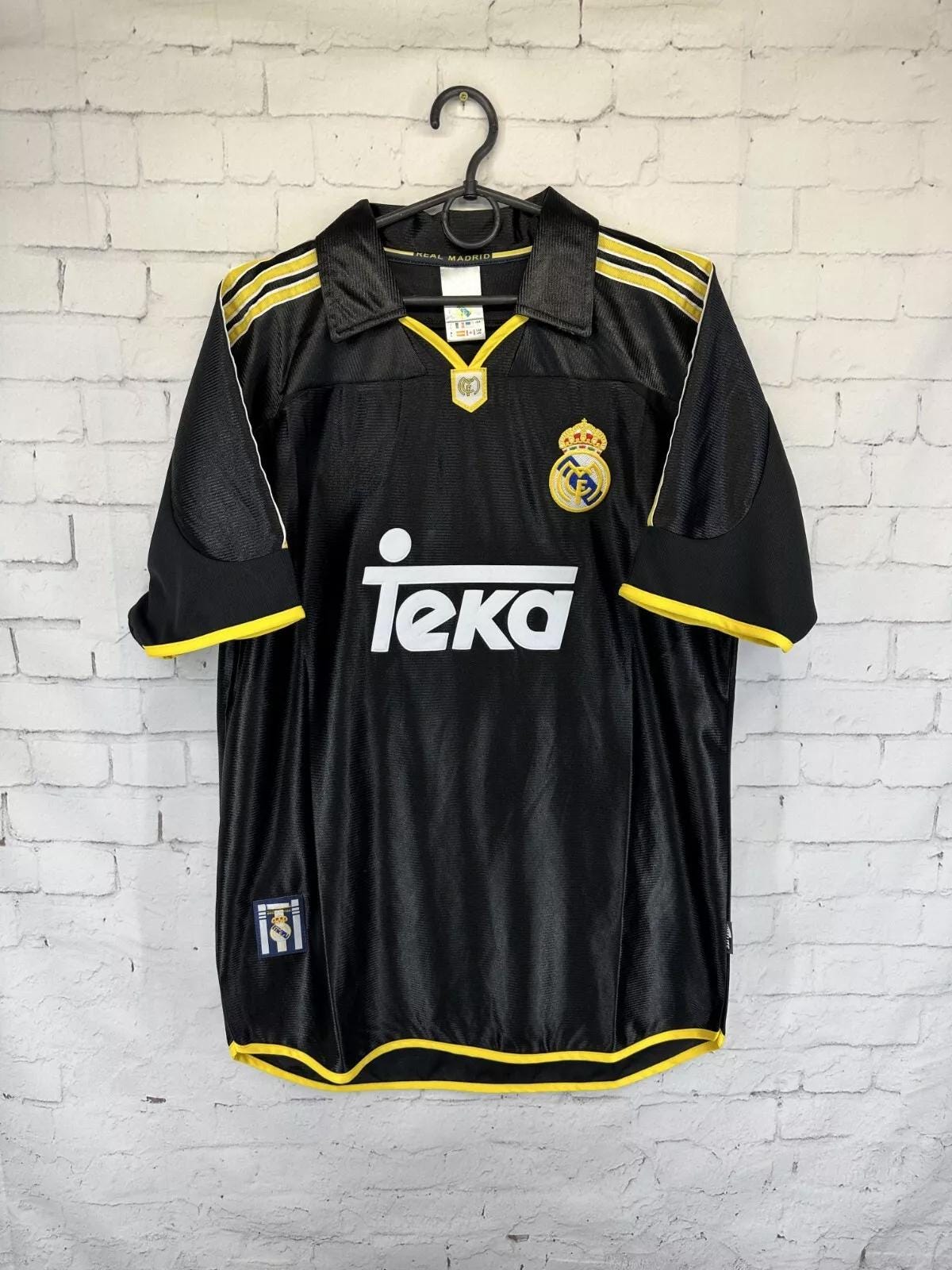 Camiseta real madrid 1999 de segunda mano