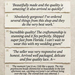 K&ouml;nnte beinhalten: Eine grafische Darstellung mit dem Titel BRIDE STORIES: HEARTSPOKEN VOICES, die f&uuml;nf nummerierte Kundenbewertungen auf cremefarbenen Papierstreifen mit abgerissenen Kanten zeigt. Der Text enth&auml;lt positives Feedback zu Qualit&auml;t und Handwerk.