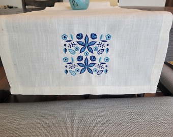 Linen Embroidered table runners, blue flower