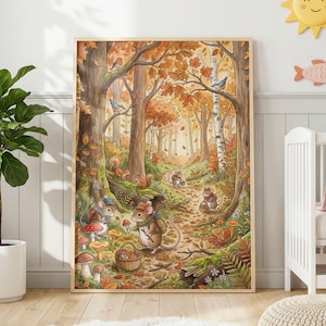 Könnte beinhalten: Ein gerahmter Wandkunstdruck, der eine herbstliche Waldszene zeigt, mit mehreren Mäusen, die kleine Mützen und Schals tragen, Körbe tragen und auf einem Pfad zwischen herbstlichem Laub, Pilzen und hohen Bäumen entlanglaufen.
