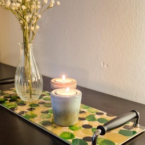 Handgemachte Kuchenplatte - Dekoplatte - Servierplatte - geschwungener Griff - personalisierbar nach Farbwunsch – einzigartiges Geschenk