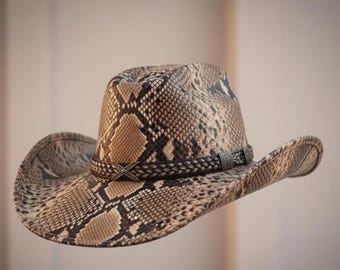 Westerncowboyhoed met pythonprint, kunstslangenleer, exotische dierenprint, festivalaccessoires