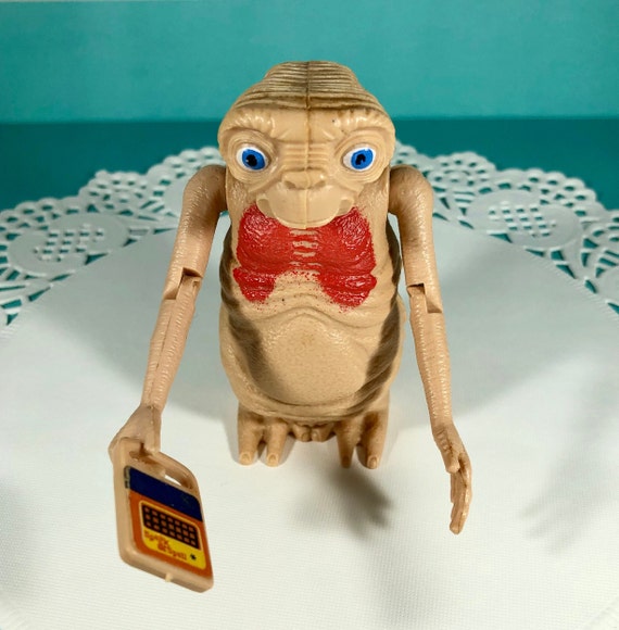 Vintage ET Action Figure - 1982 -posable Extended Neck With Speak