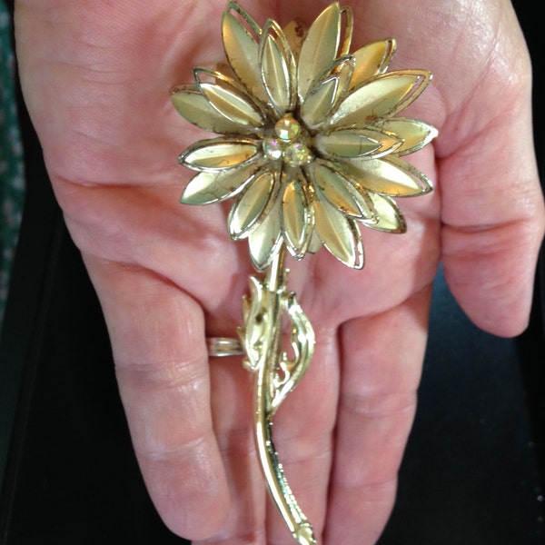 1960's Golden Flower Brooch, Long Gold Floral Pin, 60's Flower Pin, Vintage Floral Lapel Pin, Mod flower, Gift Boxed,  Flower Power,REDUCED