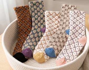 Calcetines con estampado de margaritas vintage para mujer, de algodón texturizado hasta media pantorrilla, transpirables y absorbentes de humedad, ideales para primavera y verano. Regalo ideal para ella.