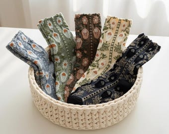 Calcetines florales vintage para mujer / Estampado étnico / Calcetines retro a media pantorrilla / Estilo suave para primavera y otoño / Ropa llamativa para uso diario