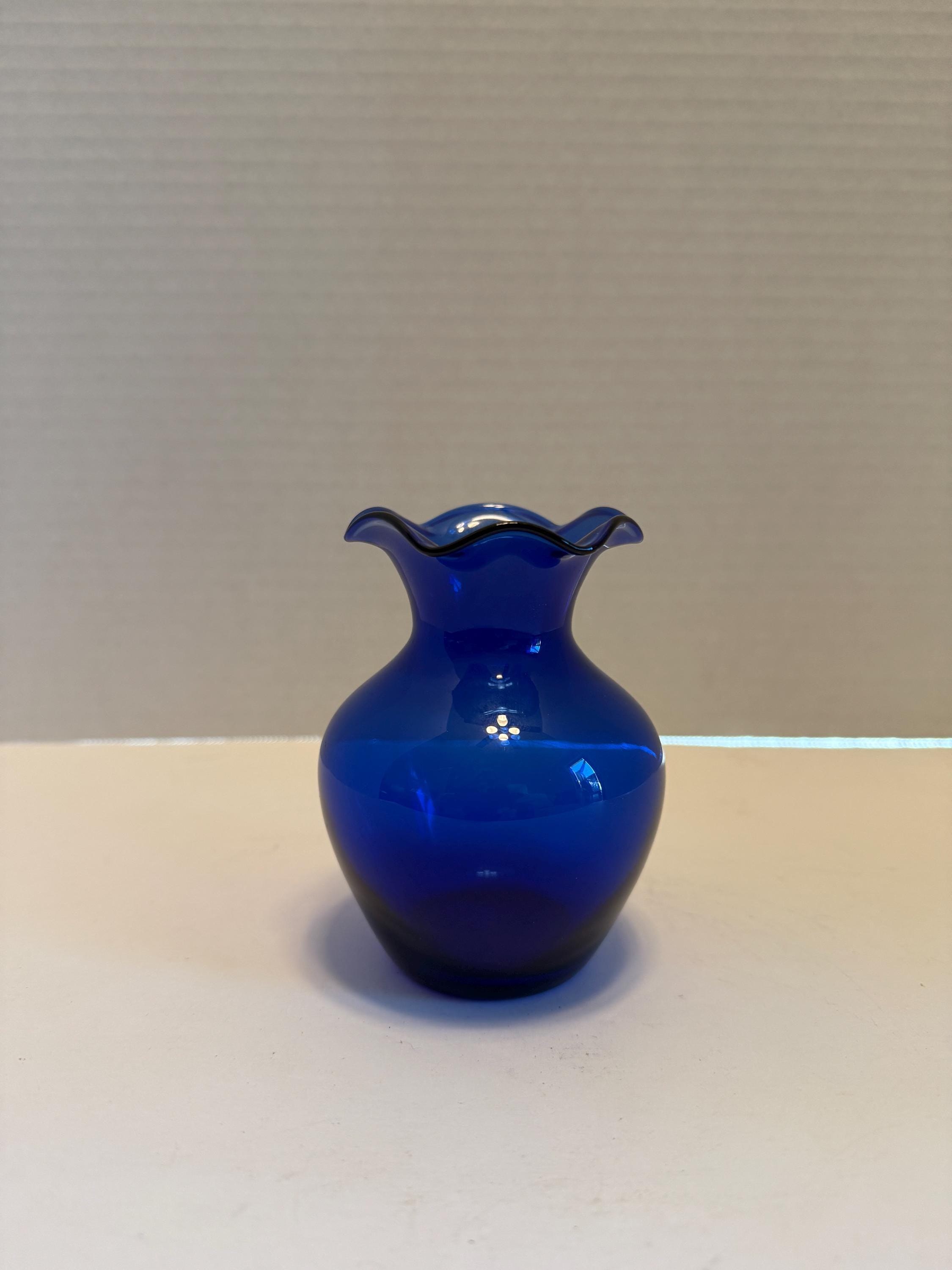 Cobalt Blue Ruffled Glass Vase - Etsy display picture 1