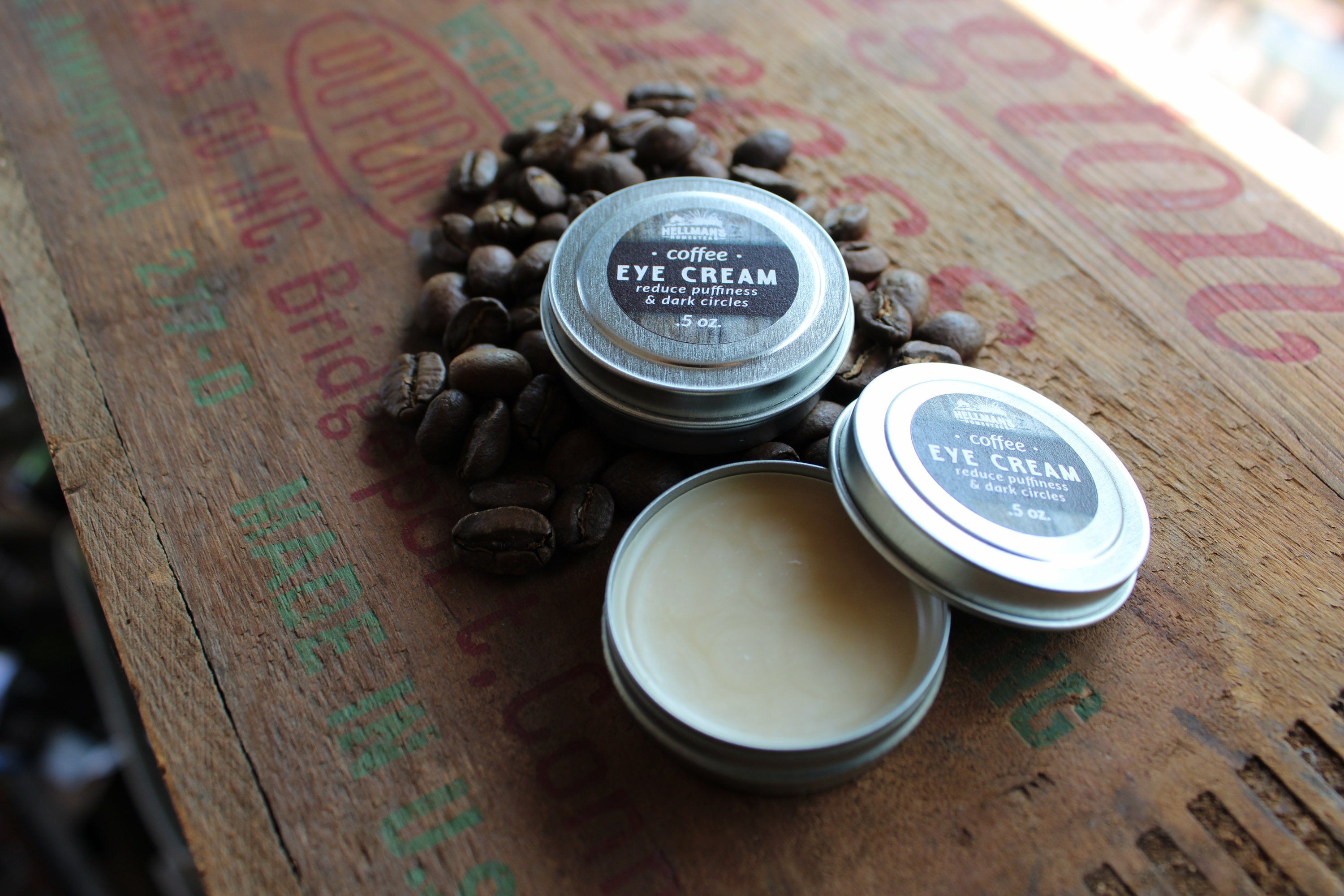 Coffee Eye Cream - Tighten bags and reduce darkness under eyes