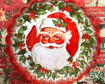 Santa Claus Vintage Plastic Christmas Serving Bowl Plate