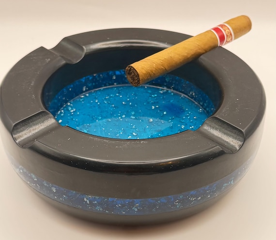 Handmade Wood & Resin Cigar Ashtray – Large, Rugged Outdoor Ashtray with Deep Bowl (Lot 1)