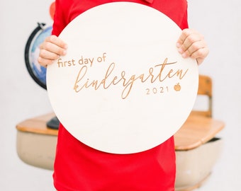 First Day of School Sign / Last Day of School Sign - Laser Cut Round Wood Sign