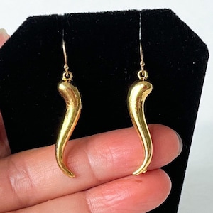 Fab Horn Earrings Drop Dangle Hook Charm Gold Plated Jewelry Italian Cornicello Style Vintage