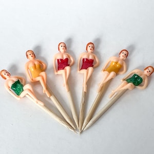 Lot Pin Up Girl Sexy Lady Drink Pick Swizzle Stick Cupcake Top Bar Cocktail Bathing Beauty Party Favors Plastic Figure Vintage Hong Kong