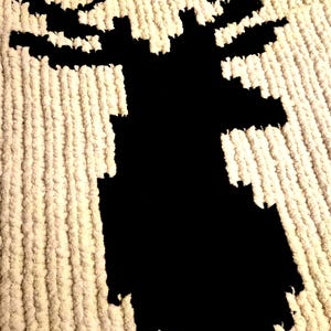 Deer Silhouette finger-knit blanket pattern and graph
