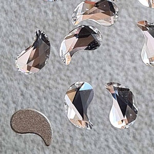 Swarovski Crystal 2365 Paisley Y Flatback Non-HOTFIX 6mm x 3.7mm nail art clear CRYSTAL 001 *NEW