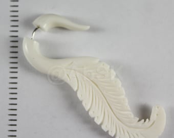 1 piece Fake Plug Gauge 64mm White BUFFALO BONE FEATHER Carving Earrings J09