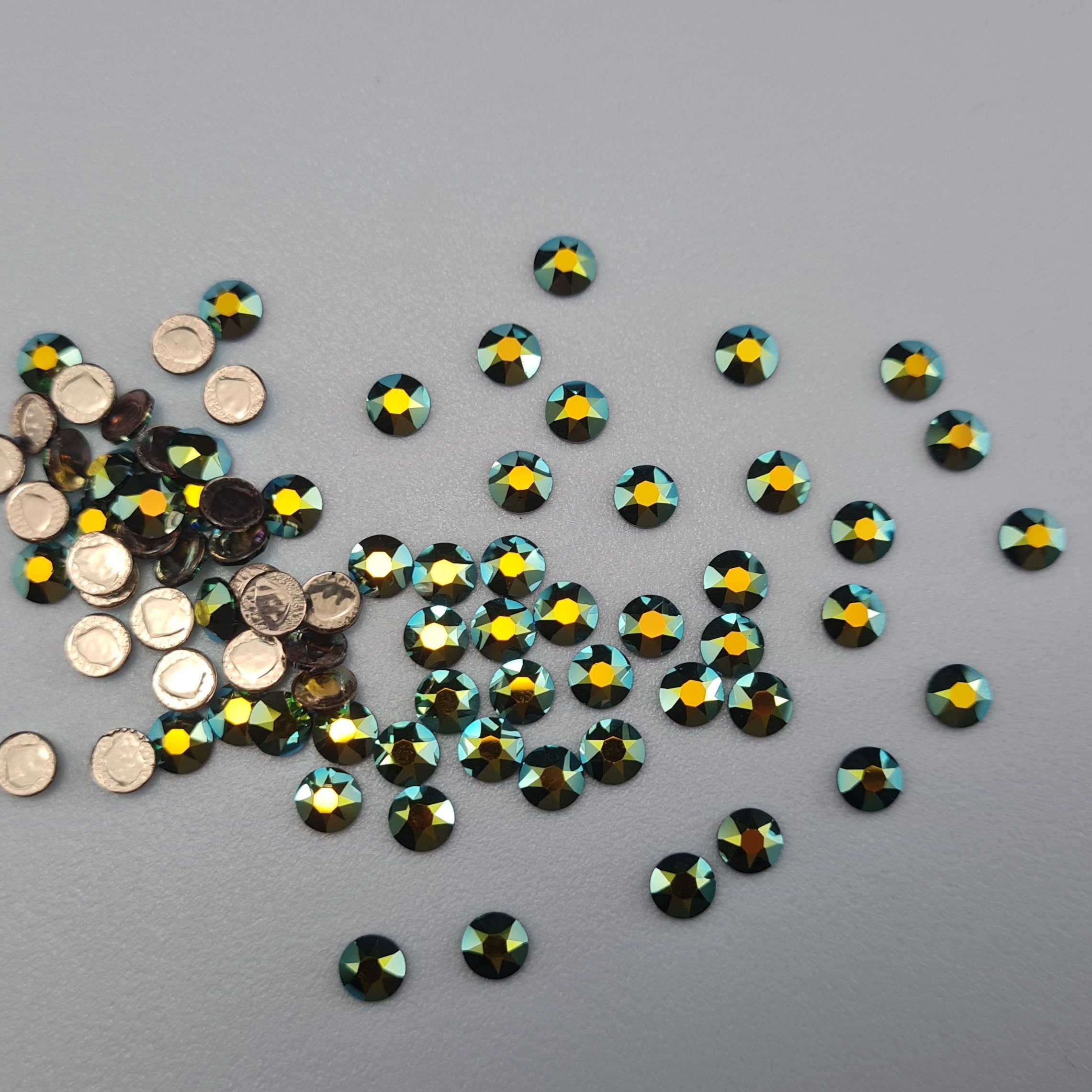 【レア】LeSportsac OVER NIGHTER Swarovski New Styles: Welcome New Shapes and Silhouettes – LeSportsac