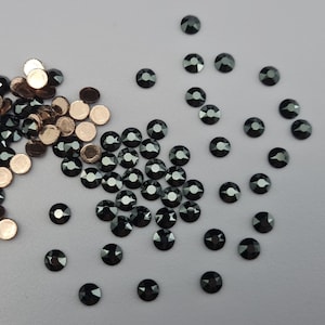 Swarovski Crystal 2028 / 2078, Jet Hematite Rhinestone Flatbacks  -  Select quantity, Available Sizes:  ss20 and ss34