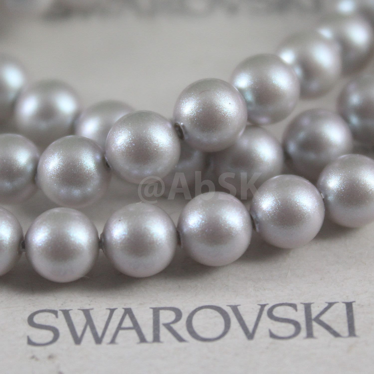 スワロフスキー　Swarovski 正規品　5810 4mm クリスタル Swarovski Crystal Pearl 5810 Round Ball Pear Color : Iridescent