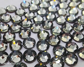 BLACK DIAMOND Austrian Crystal Rhinestones – 144pcs Flatback Round 3mm Gray SS12