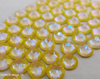 Crystal Paradise Shine (001 PARSH) Swarovski 2088 XIRIUS 20ss