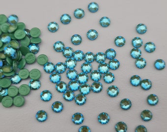 Swarovski Crystal 2028 / 2078, Silky Sage Rhinestone Flatbacks  -  Select quantity, Available Sizes:  SS16 SS34