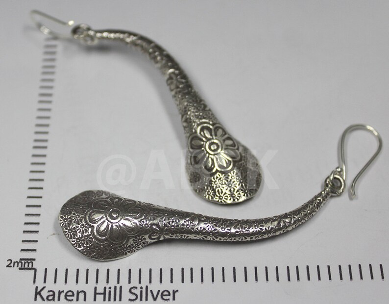 KAREN HILL Tribe 98% Handmade SILVER 73mm Long Stamped Tube Leaf Boucle doreille KN30 image 2