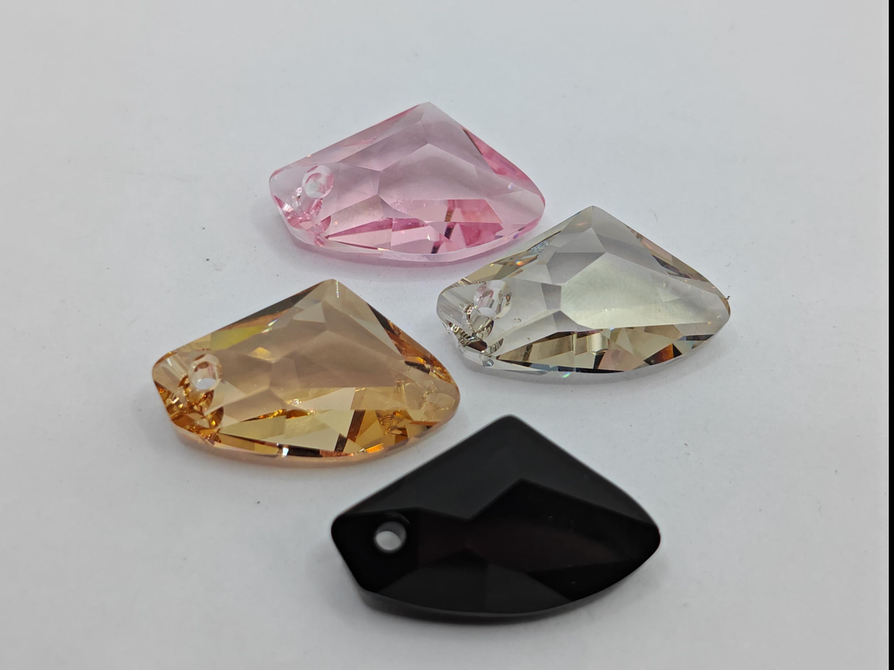 スワロフスキークリスタル 6656 27 mm ギャラクティック垂直ペンダント